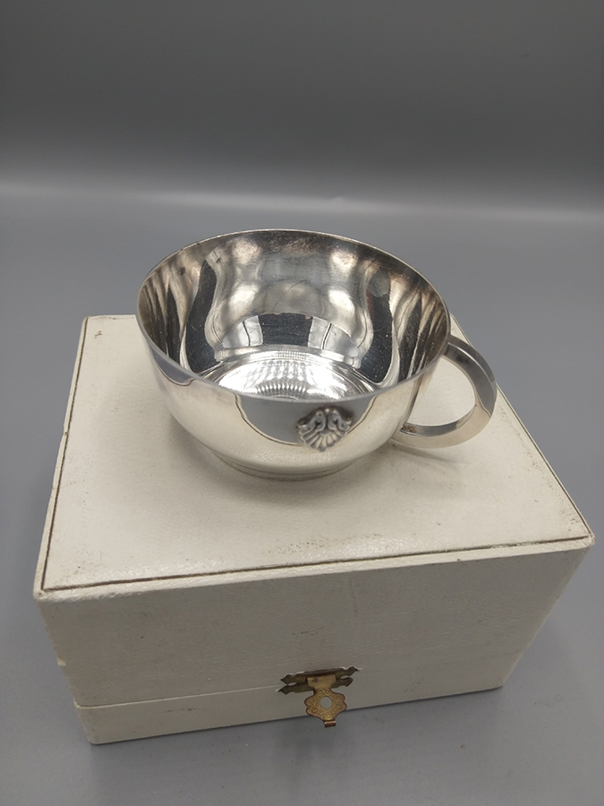 Tasse en Métal Argenté Orfèvre Saint Medart